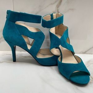 Nine West teal heels
